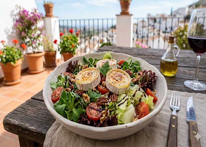 Ensalada de queso de cabra